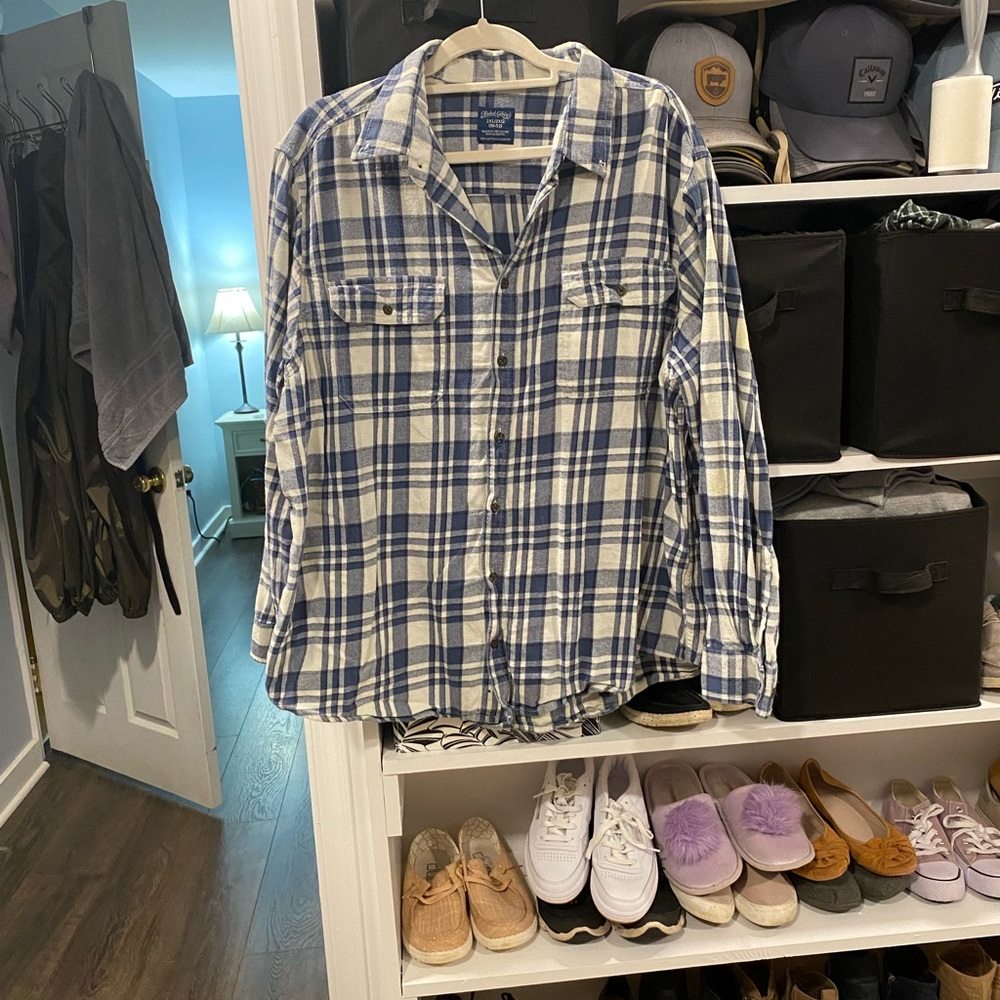 Faded Glory Navy and Cream Plaid Men's Shirt